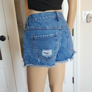 FREE PEOPLE DENIM SHORTS SZ 28